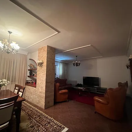 Helens Apartment Tirana